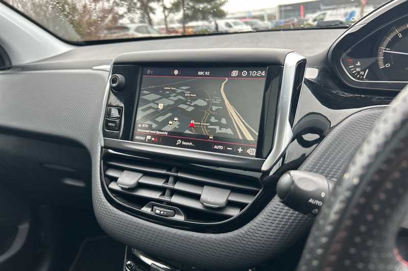 Used Peugeot 2008 2018 for sale - 77561406: Photo 18