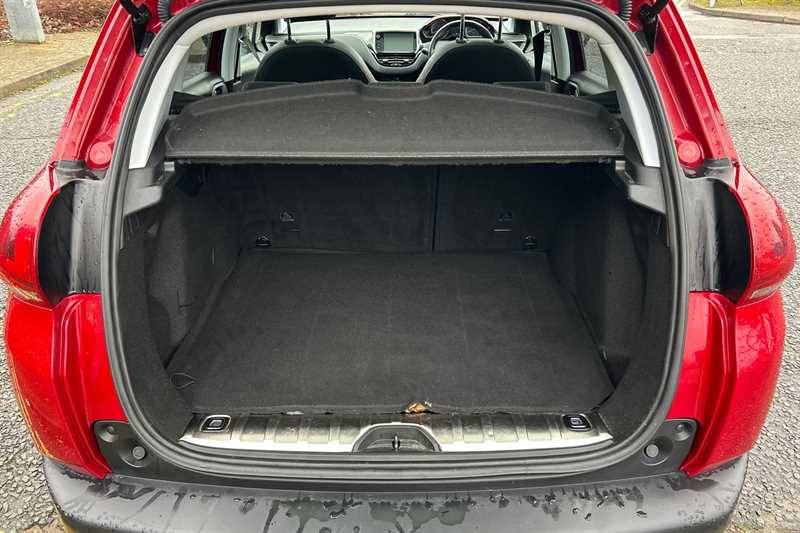 Used Peugeot 2008 2018 for sale - 77561406: Photo 25