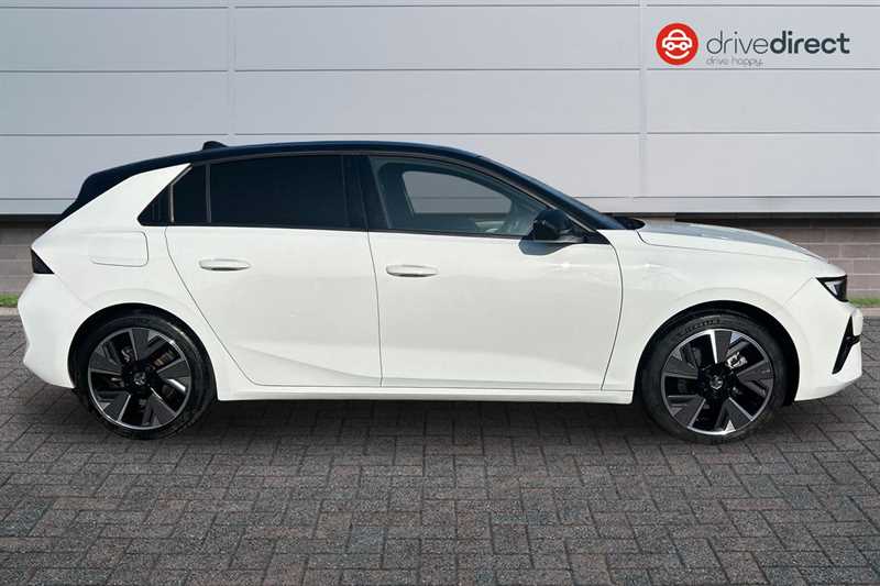 Used Vauxhall Astra 2024 for sale - 77945075: Photo 2