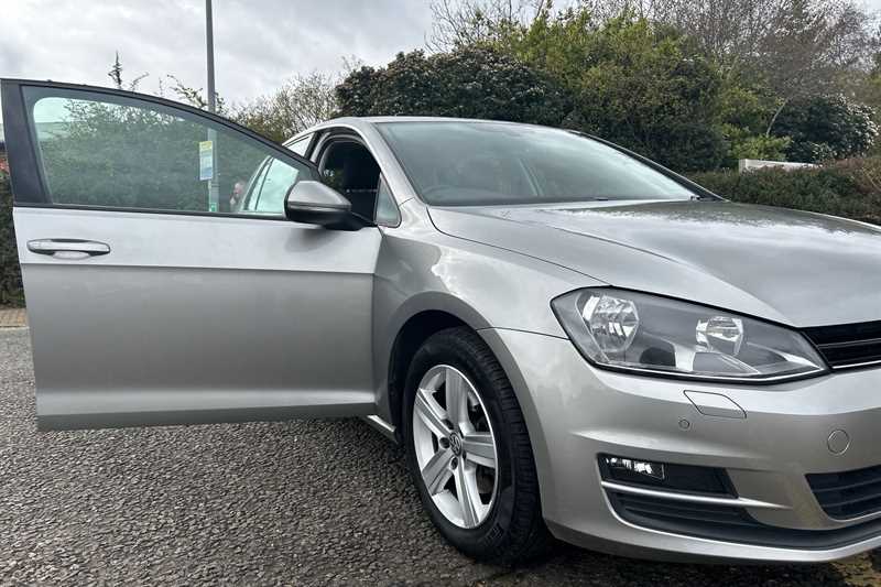 Used Volkswagen Golf 2017 for sale - 78139010: Photo 40