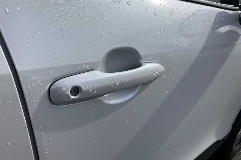 Used Toyota Yaris Cross 2024 for sale - 76805687: Photo 33