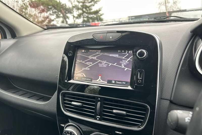 Used Renault Clio 2018 for sale - 77699324: Photo 18