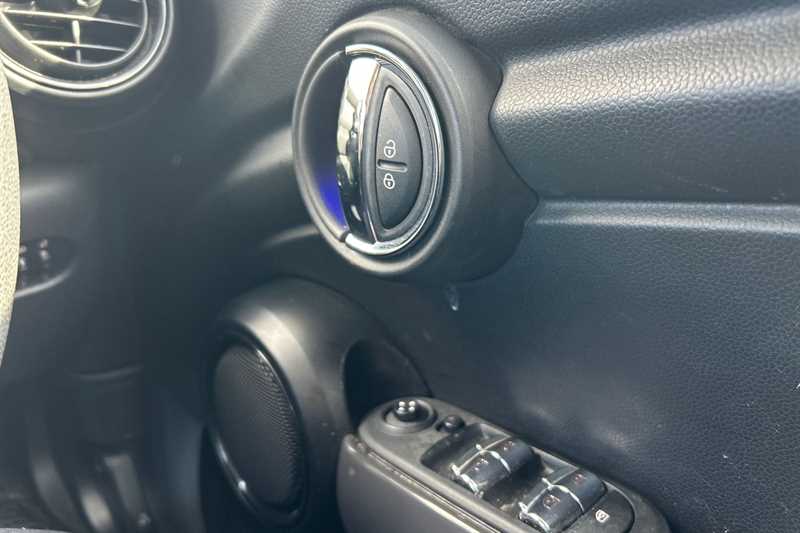 Used MINI Hatch 2020 for sale - 78142310: Photo 16