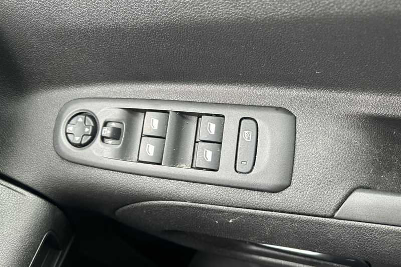 Used Vauxhall Combo Life for sale - 77295028: Photo 16