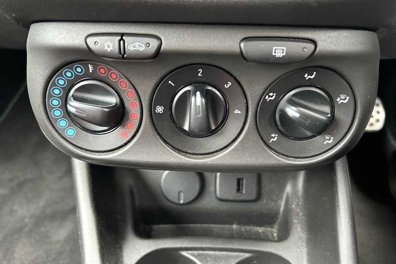 Used Vauxhall Corsa 2016 for sale - 77843986: Photo 15