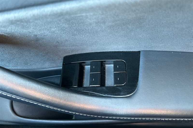 Used Tesla Model 3 2019 for sale - 77444562: Photo 16