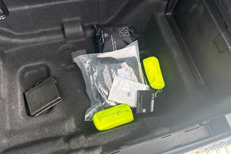 Used Mercedes-Benz E Class 2017 for sale - 78208493: Photo 37