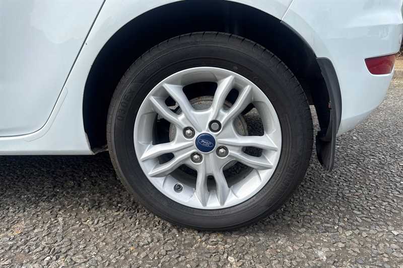 Used Ford Fiesta 2015 for sale - 78217643: Photo 11