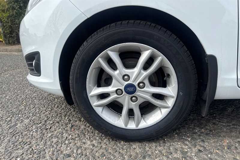 Used Ford Fiesta 2015 for sale - 78217643: Photo 12