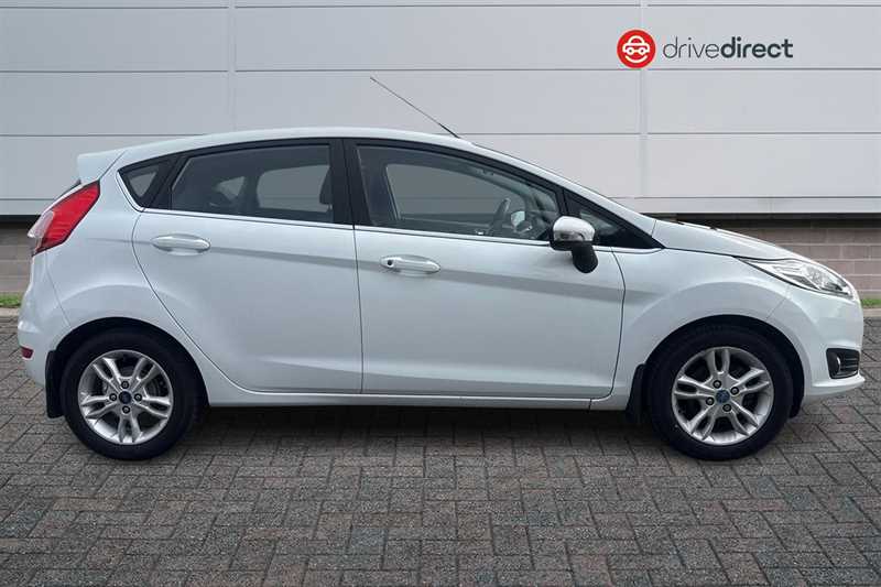 Used Ford Fiesta 2015 for sale - 78217643: Photo 2