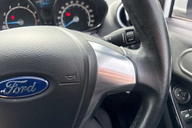 Used Ford Fiesta 2015 for sale - 78217643: Photo 22