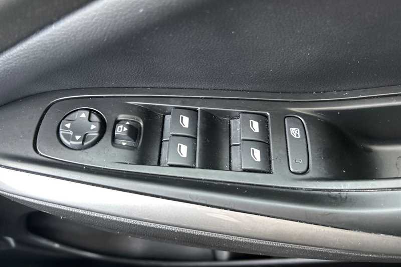 Used Vauxhall Grandland 2022 for sale - 77402915: Photo 16