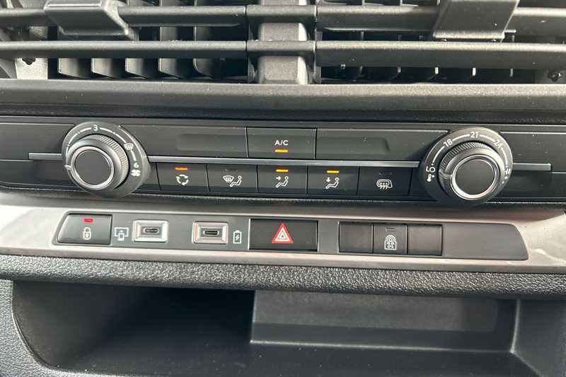 Used Vauxhall Vivaro 2026 for sale - 77844012: Photo 15