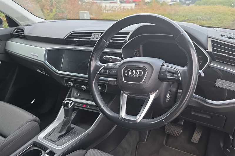 Used Audi Q3 2019 for sale - 76774776: Photo 13
