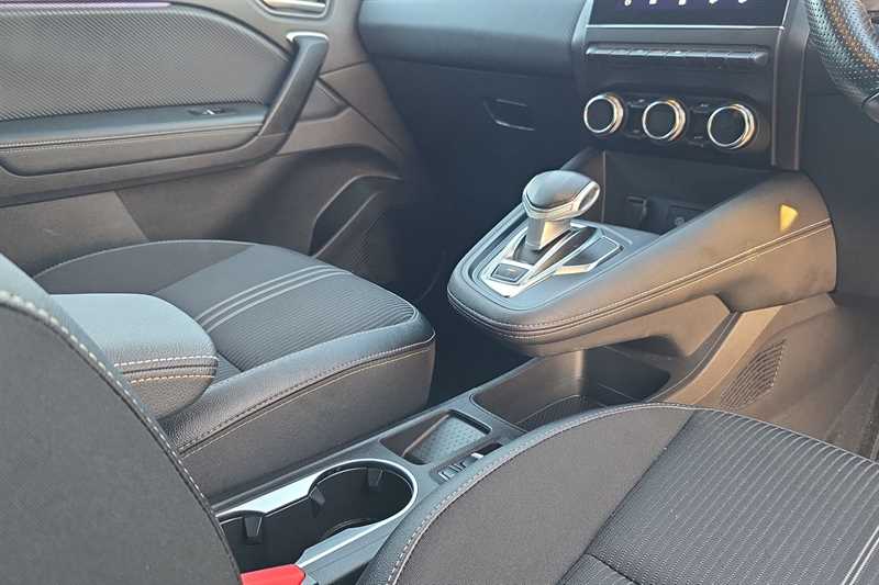 Used Renault Captur 2023 for sale - 76956794: Photo 14