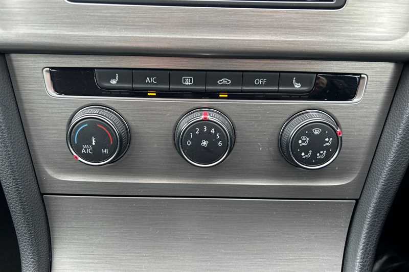 Used Volkswagen Golf for sale - 78222119: Photo 15