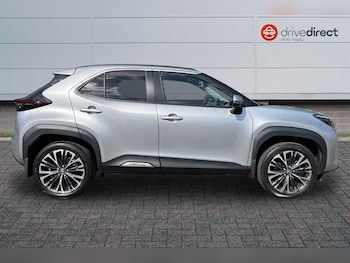 Used Toyota Yaris Cross 2024 for sale - 76930776: Photo