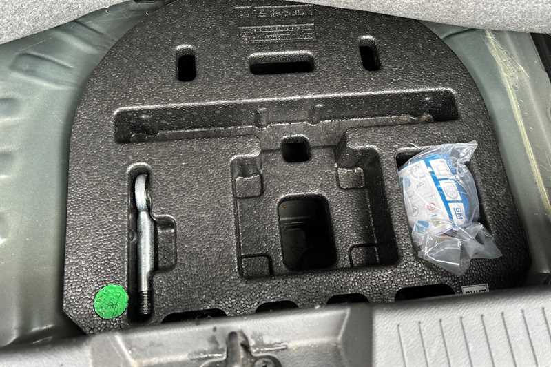 Used Vauxhall Viva 2016 for sale - 77295185: Photo 37