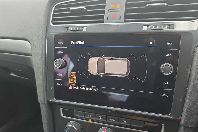 Used Volkswagen Golf 2018 for sale - 77445304: Photo 19