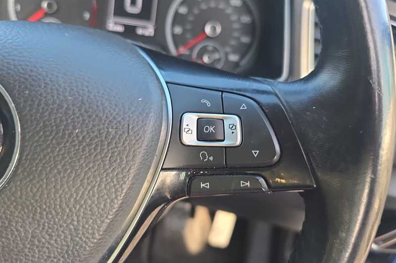 Used Volkswagen T-Roc 2018 for sale - 76944471: Photo 22