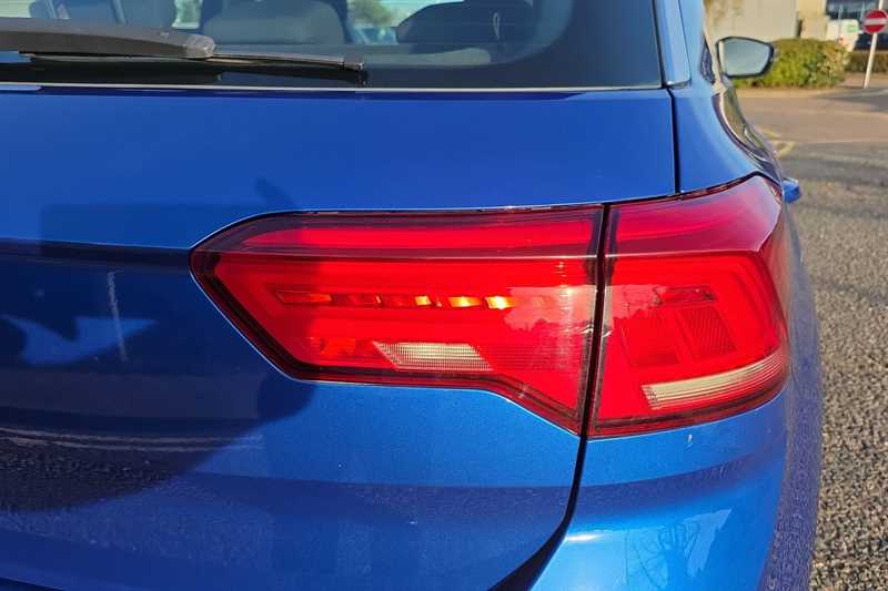 Used Volkswagen T-Roc 2018 for sale - 76944471: Photo 32