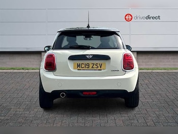 Used MINI Hatch 2019 for sale - 78696980: Photo