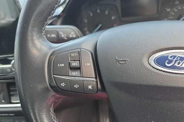 Used Ford Fiesta 2018 for sale - 76113640: Photo 21