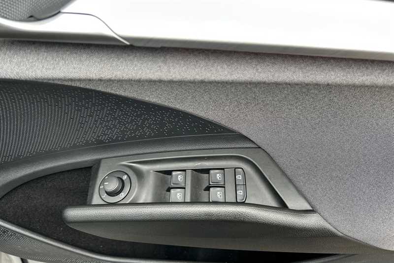 Used Skoda Enyaq 2025 for sale - 77811633: Photo 16