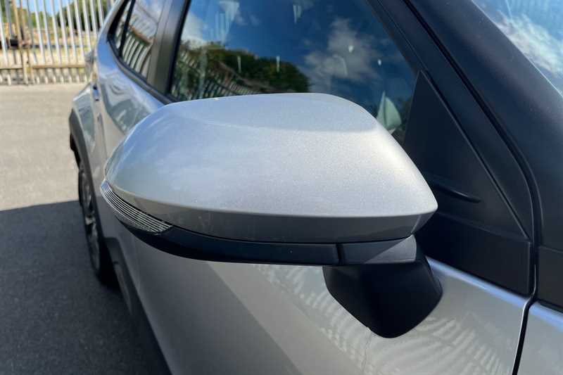 Used Toyota Yaris Cross 2024 for sale - 76956501: Photo 34