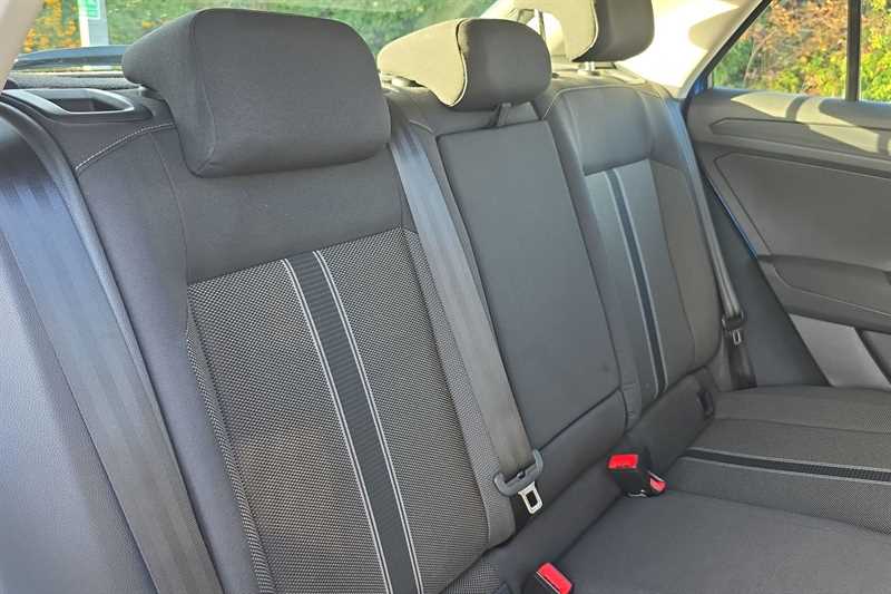 Used Volkswagen T-Roc 2018 for sale - 76564028: Photo 24