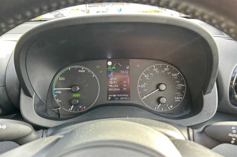 Used Toyota Yaris 2023 for sale - 77800359: Photo 20