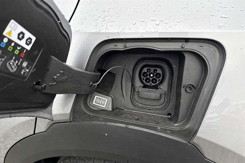 Used Vauxhall Mokka Electric 2024 for sale - 77375507: Photo 40