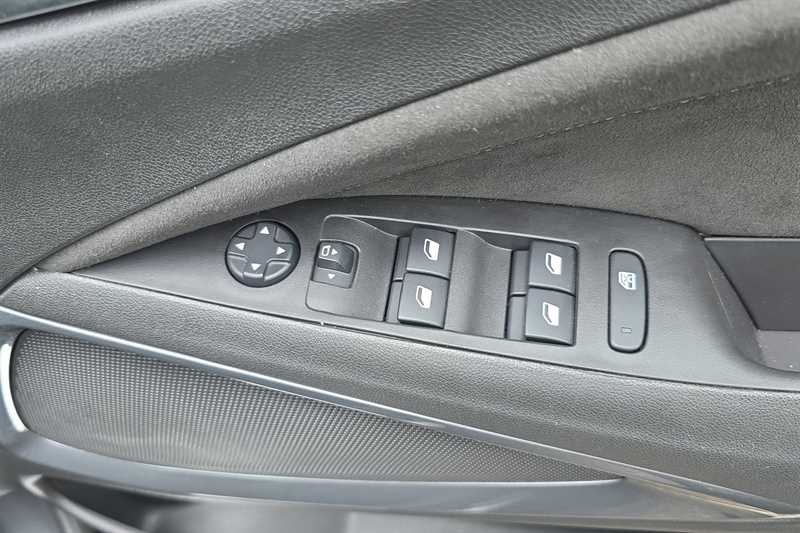 Used Vauxhall Crossland 2024 for sale - 76075602: Photo 16