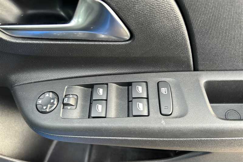 Used Vauxhall Corsa 2024 for sale - 77403246: Photo 16