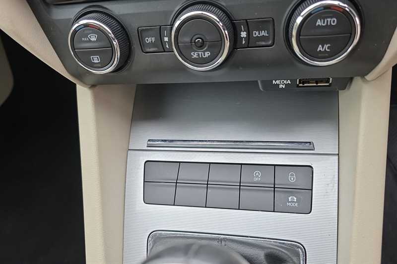 Used Skoda Octavia 2014 for sale - 76524126: Photo 39