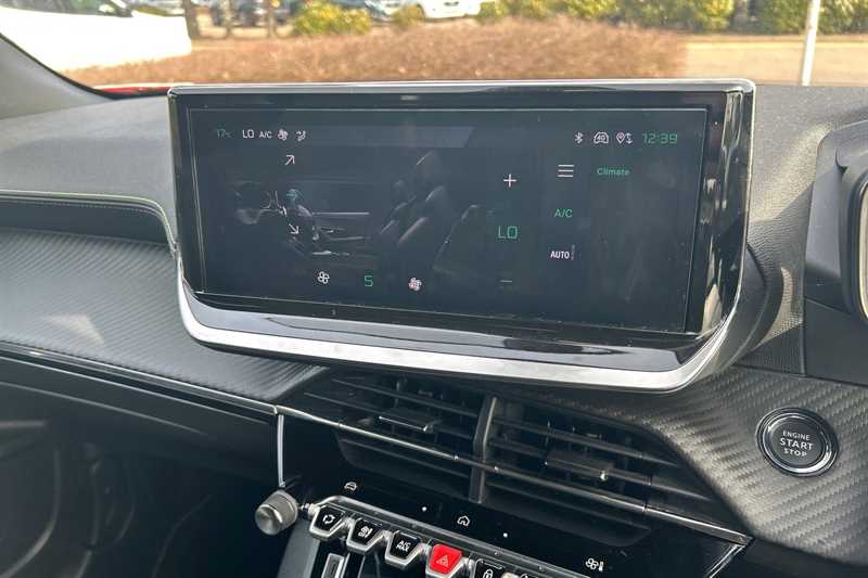 Used Peugeot 2008 2023 for sale - 78120367: Photo 15