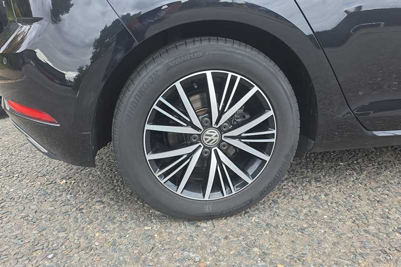 Used Volkswagen Golf 2018 for sale - 77318137: Photo 9