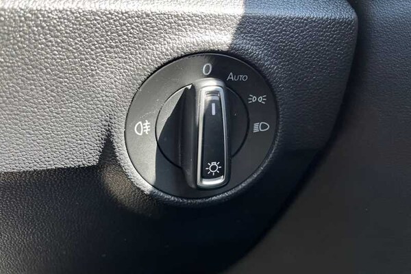 Used Volkswagen T-Roc 2022 for sale - 76140507: Photo 38