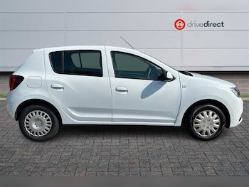 Used Dacia Sandero 2019 for sale - 79398830: Photo