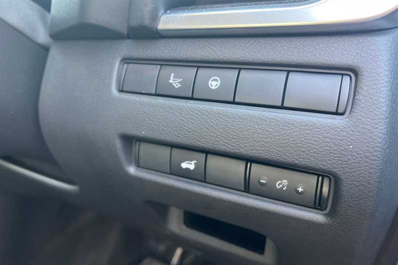 Used Nissan X-Trail 2023 for sale - 76462849: Photo 40