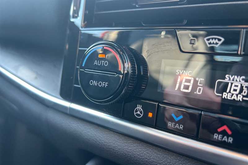 Used Nissan X-Trail 2023 for sale - 76462849: Photo 46