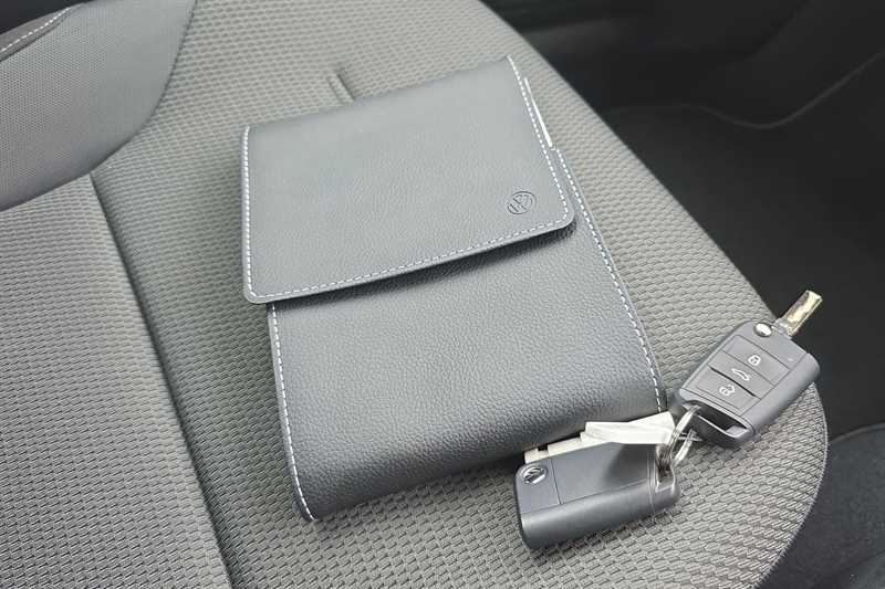 Used Volkswagen Golf 2018 for sale - 76858549: Photo 39