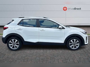 Used Kia Stonic 2023 for sale - 79397905: Photo