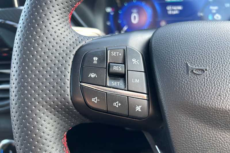 Used Ford Kuga 2023 for sale - 78160126: Photo 21