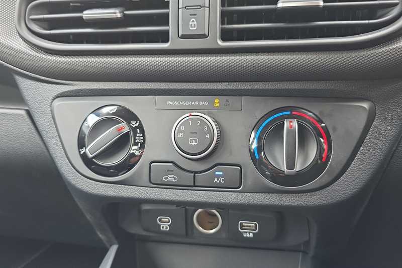 Used Hyundai i10 2025 for sale - 76191285: Photo 15