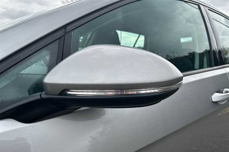 Used Volkswagen Golf 2017 for sale - 78160744: Photo 35