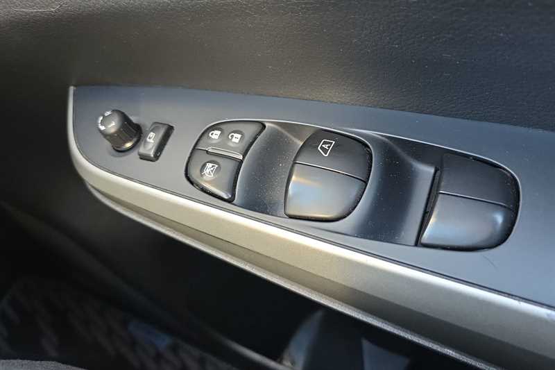 Used Nissan Navara 2021 for sale - 76852816: Photo 16