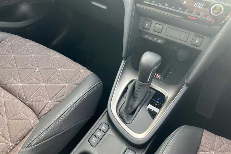 Used Toyota Yaris Cross 2024 for sale - 77459296: Photo 14