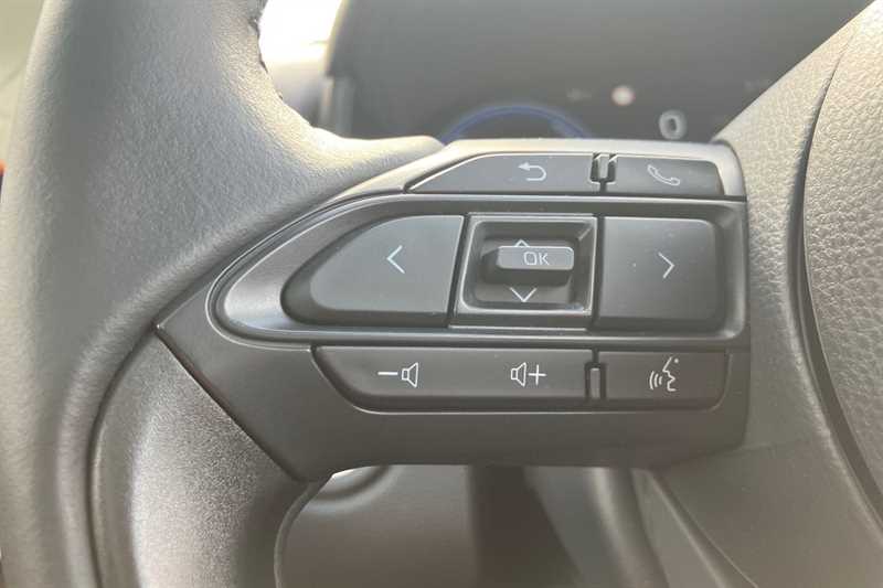 Used Toyota Yaris Cross 2024 for sale - 77459296: Photo 21