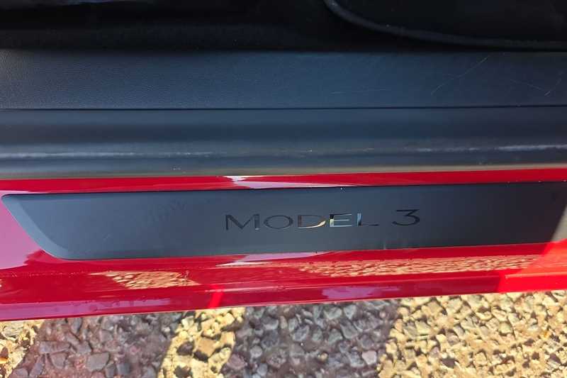 Used Tesla Model 3 2021 for sale - 76853232: Photo 37